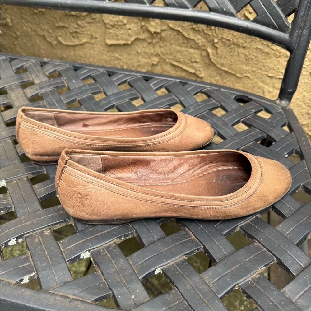 Frye Women's Brown Flats